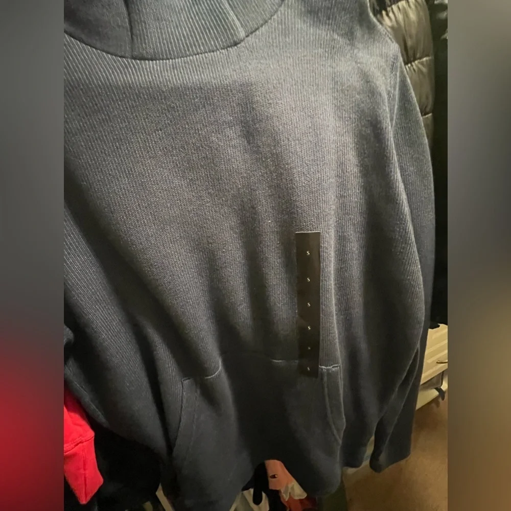 Banana Republic Navy Blue sweater Hoodie; Size Small new men
